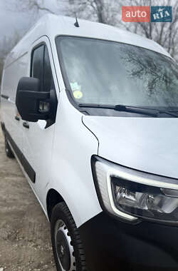 Грузовой фургон Renault Master 2020 в 