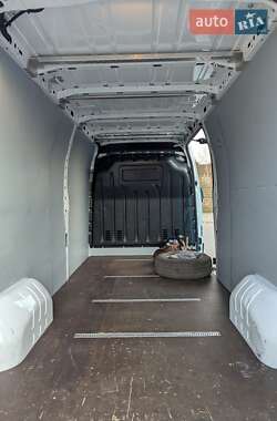 Грузовой фургон Renault Master 2020 в 