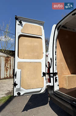 Грузовой фургон Renault Master 2020 в 