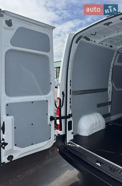 Грузовой фургон Renault Master 2021 в 