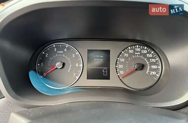 Грузовой фургон Renault Master 2021 в 