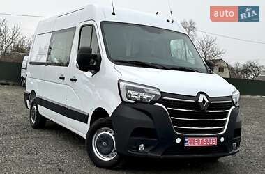 Грузовой фургон Renault Master 2021 в 