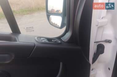 Вантажний фургон Renault Master 2018 в 