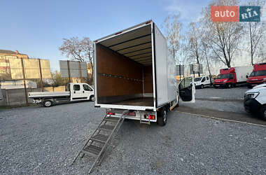 Другие грузовики Renault Master 2018 в 