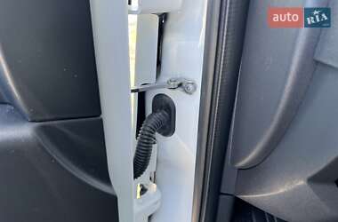 Вантажний фургон Renault Master 2020 в 