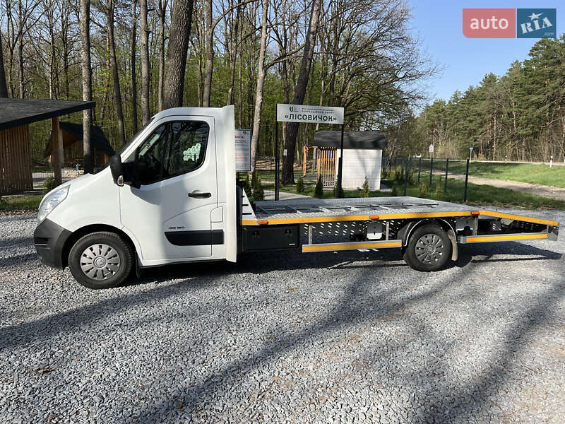 Автовоз Renault Master 2012 в Бродах