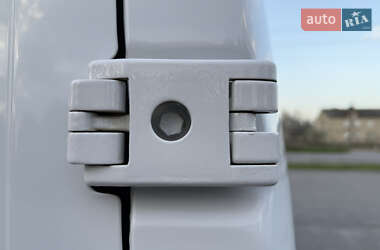 Вантажний фургон Renault Master 2021 в 