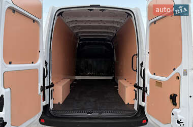 Вантажний фургон Renault Master 2021 в 