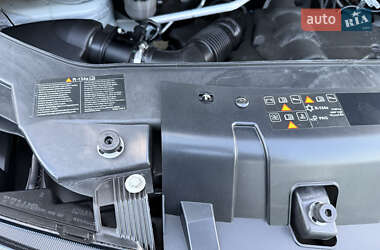 Вантажний фургон Renault Master 2021 в 