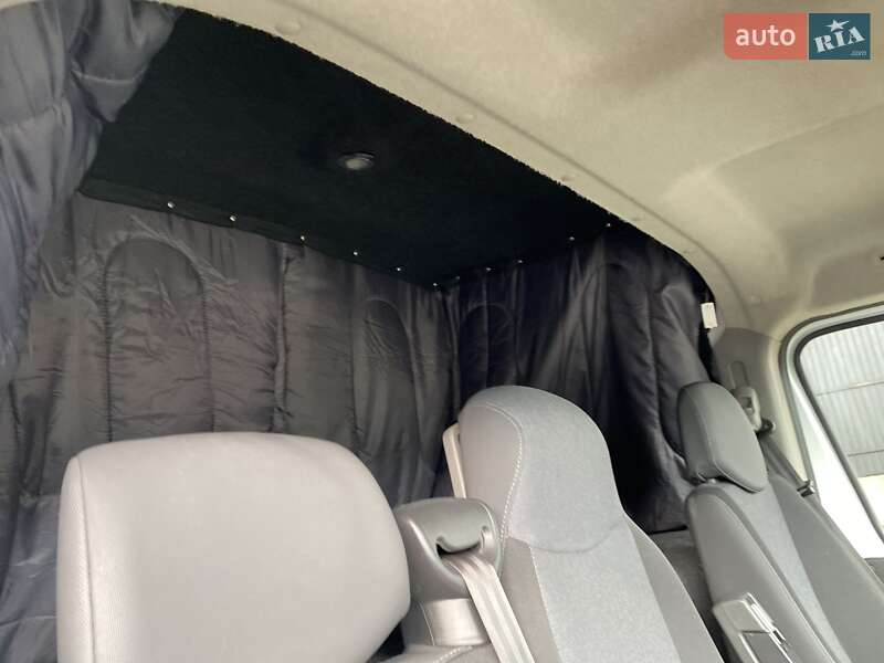 Вантажний фургон Renault Master 2018 в Хусті