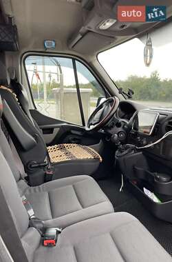 Микроавтобус Renault Master 2015 в  фото 7 Микроавтобус Renault Master 2015 в