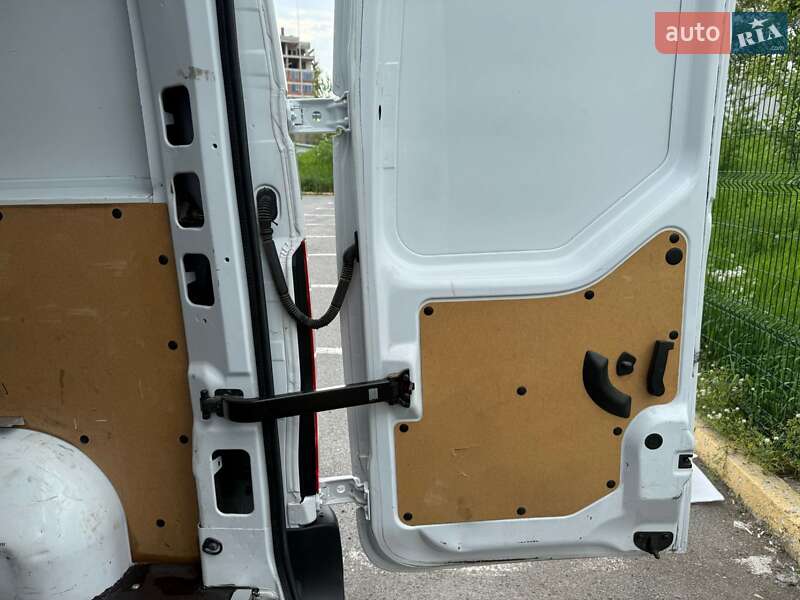 Вантажний фургон Renault Master 2023 в Ужгороді фото 68 Вантажний фургон Renault Master 2023 в Ужгороді