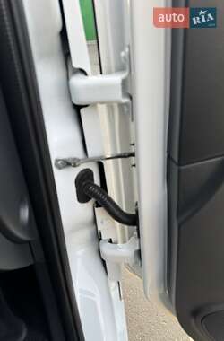Грузовой фургон Renault Master 2020 в 