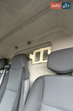 Грузовой фургон Renault Master 2016 в 