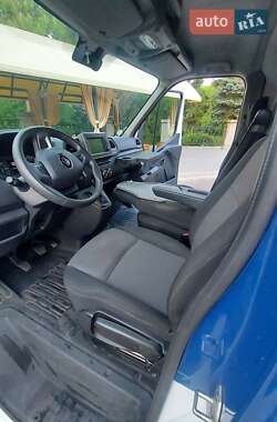 Грузовой фургон Renault Master 2021 в 