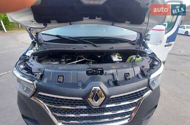 Грузовой фургон Renault Master 2021 в 