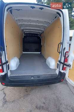 Грузовой фургон Renault Master 2021 в 