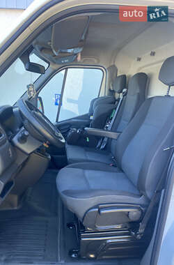 Вантажний фургон Renault Master 2019 в 