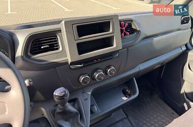 Грузовой фургон Renault Master 2024 в 