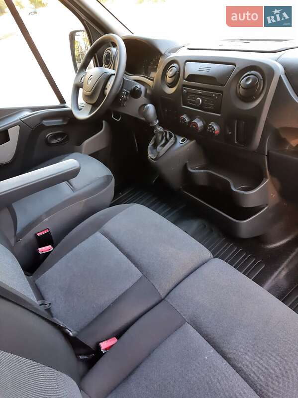 Грузовой фургон Renault Master 2018 в Полтаве