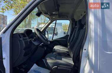 Вантажний фургон Renault Master 2021 в 