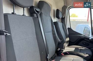 Вантажний фургон Renault Master 2021 в 