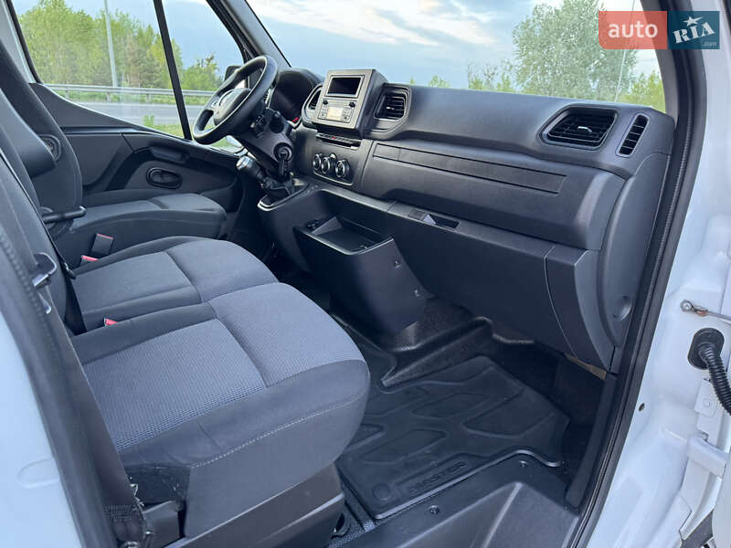 Грузовой фургон Renault Master 2021 в Полтаве