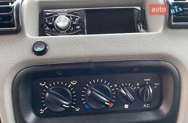 Вантажний фургон Renault Master 2003 в 