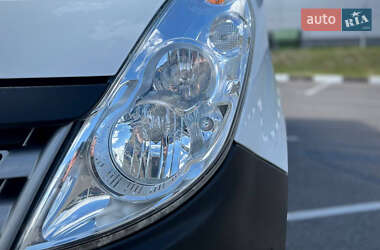 Грузовой фургон Renault Master 2015 в 