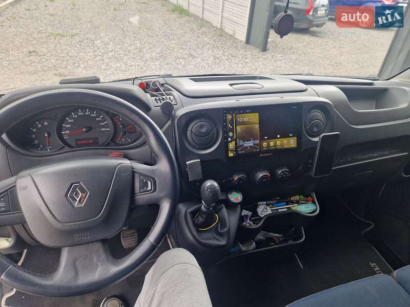 Вантажний фургон Renault Master 2018 в Черкасах