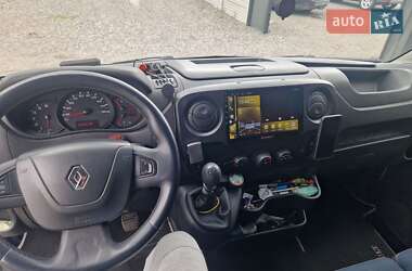 Грузовой фургон Renault Master 2018 в 