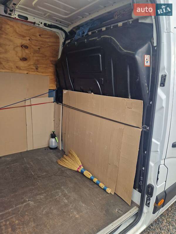 Вантажний фургон Renault Master 2018 в Черкасах