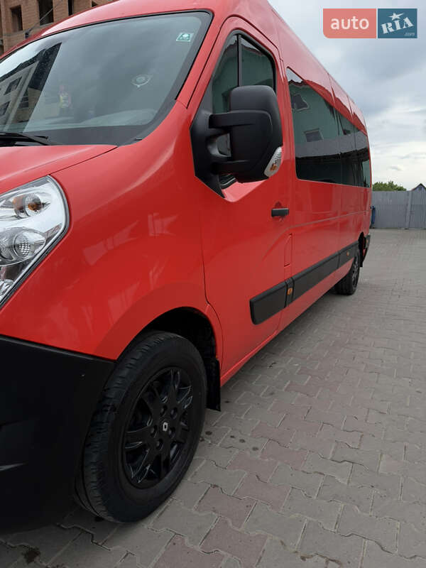Мікроавтобус Renault Master 2016 в Чернівцях