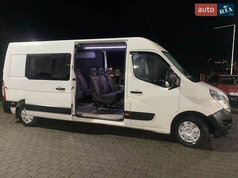 Мікроавтобус Renault Master 2015 в Чернівцях