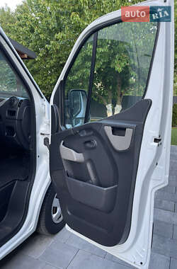 Вантажний фургон Renault Master 2016 в 