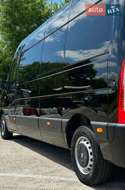 Вантажний фургон Renault Master 2020 в 