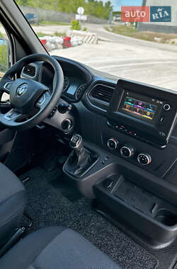 Вантажний фургон Renault Master 2020 в 