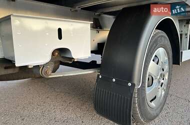 Вантажний фургон Renault Master 2021 в 