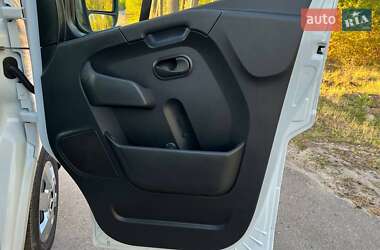 Вантажний фургон Renault Master 2021 в 