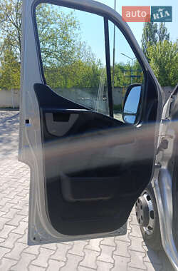 Грузовой фургон Renault Master 2017 в 