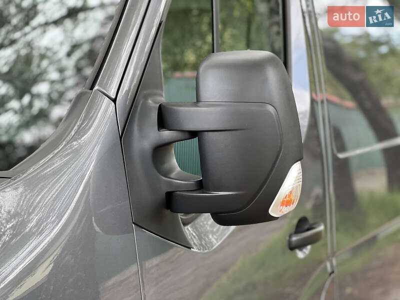 Вантажний фургон Renault Master 2021 в Дубні
