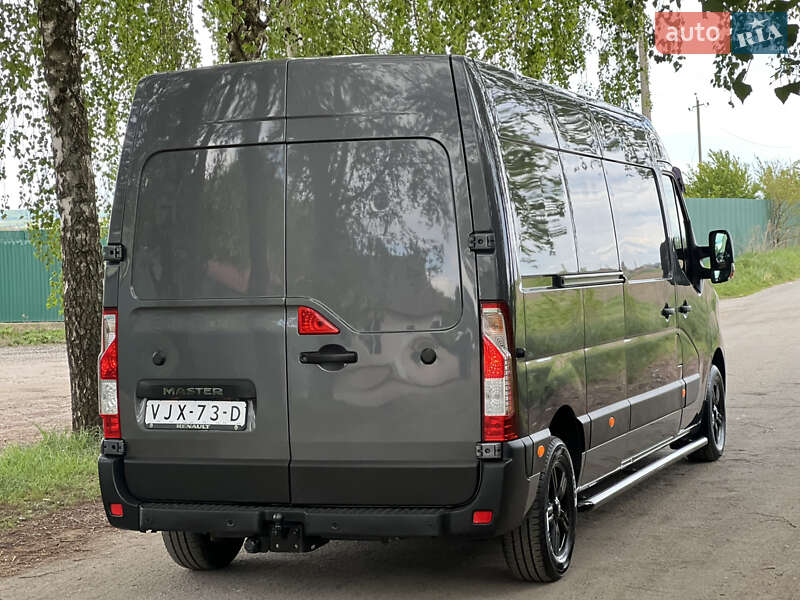 Вантажний фургон Renault Master 2021 в Дубні