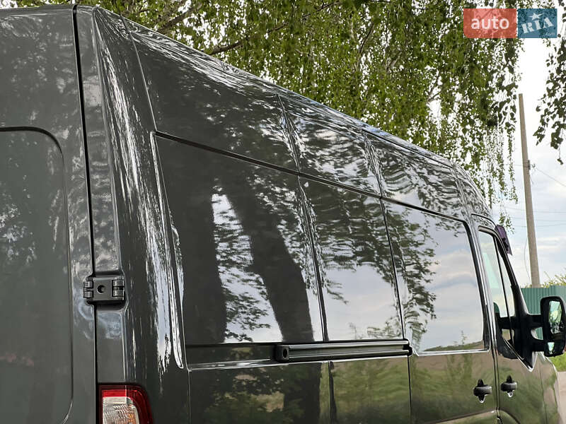 Вантажний фургон Renault Master 2021 в Дубні