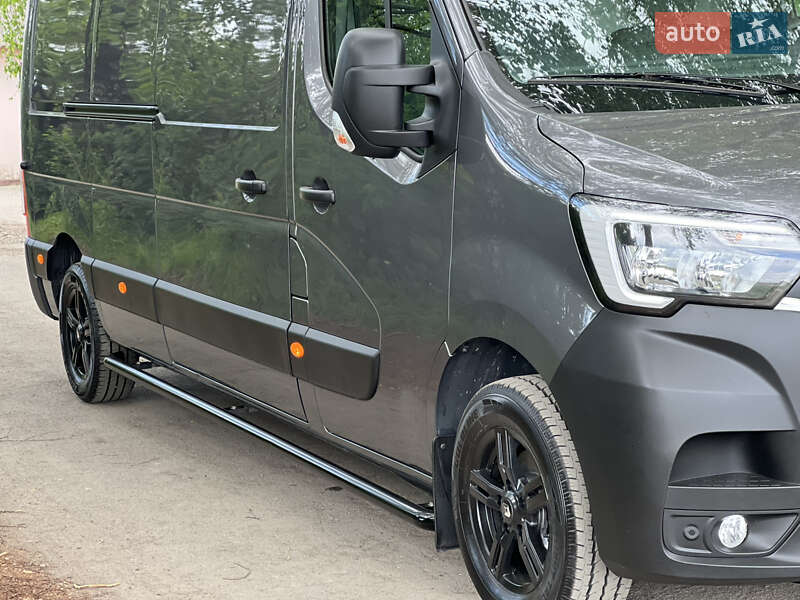 Вантажний фургон Renault Master 2021 в Дубні