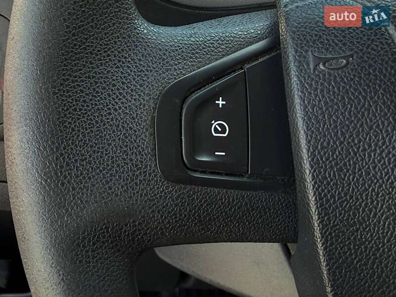 Автовоз Renault Master 2016 в Ровно