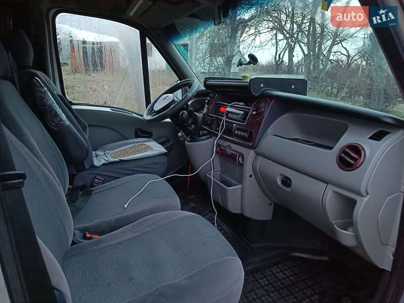 Вантажопасажирський фургон Renault Master 2008 в Коломиї