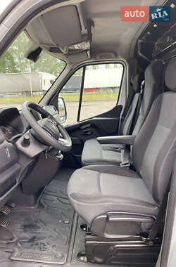 Вантажний фургон Renault Master 2021 в 