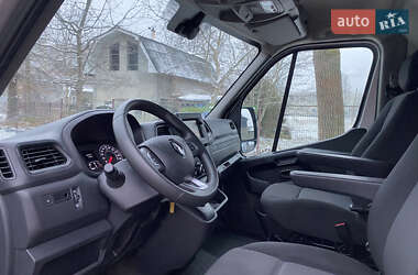 Грузовой фургон Renault Master 2021 в 