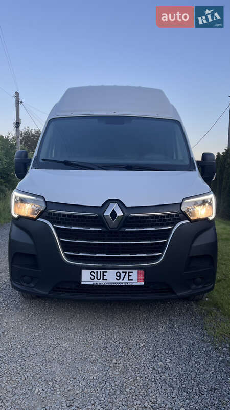 Вантажний фургон Renault Master 2021 в Ужгороді