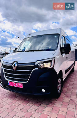 Вантажний фургон Renault Master 2021 в 